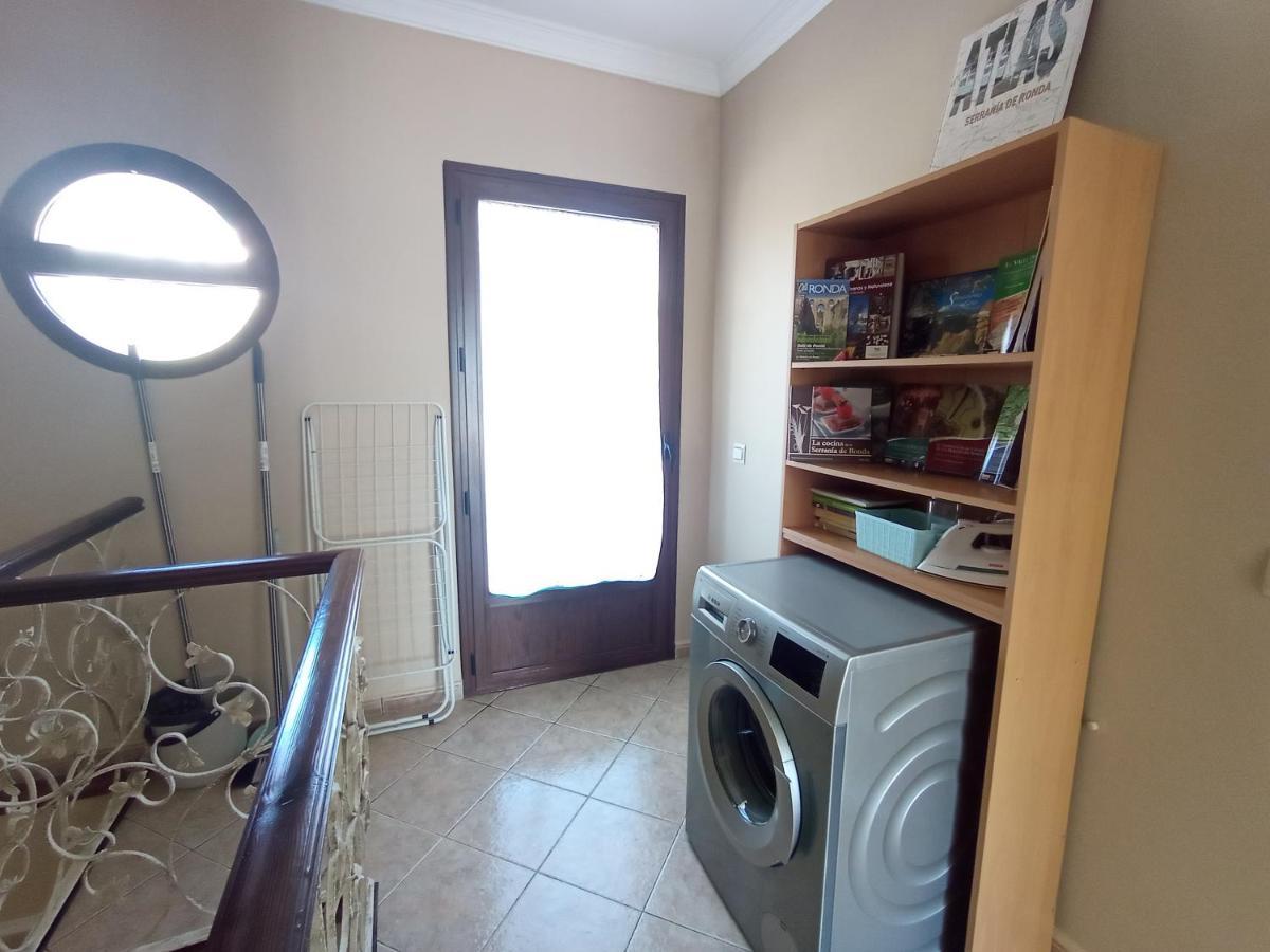 Apartamento Valle Del Guadiaro Cortes de la Frontera Kültér fotó
